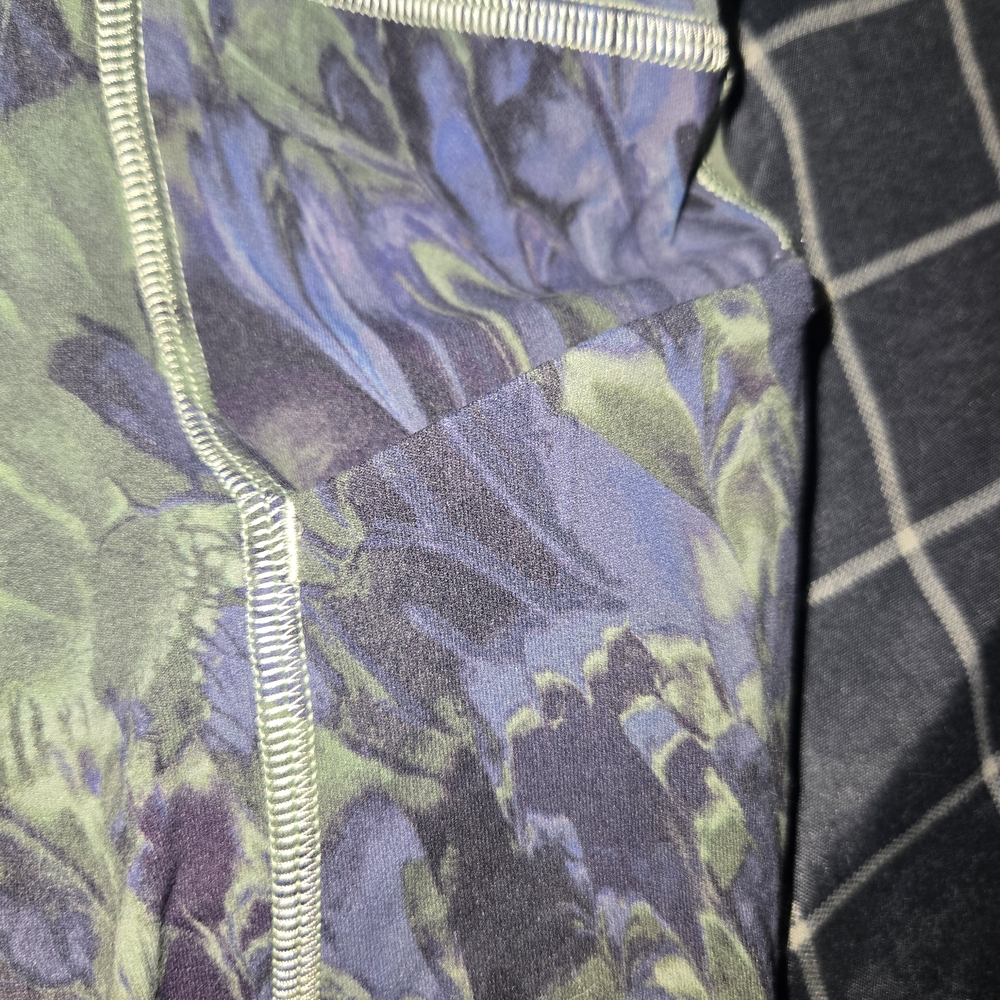 Floral Patterned Leggings Align Leggings With Pocket New No Tag